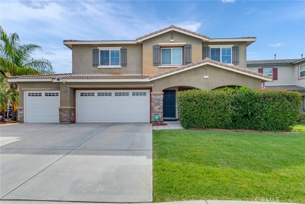 52988 Astrid Property Photo 1