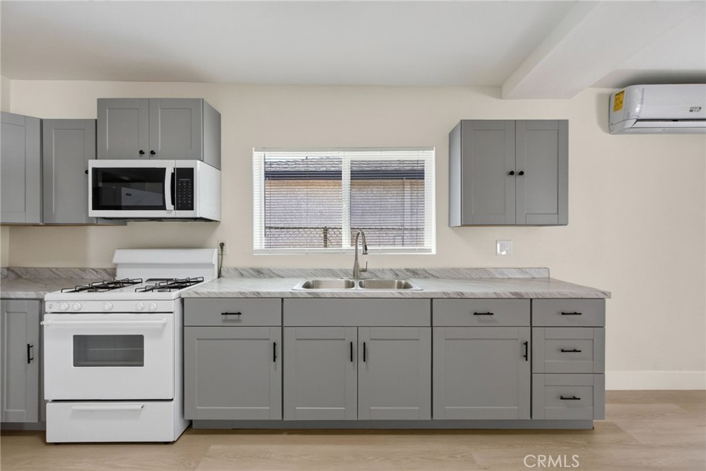160 Highland Avenue Property Photo 10
