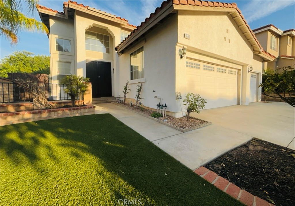 15780 Oliver Property Photo 2