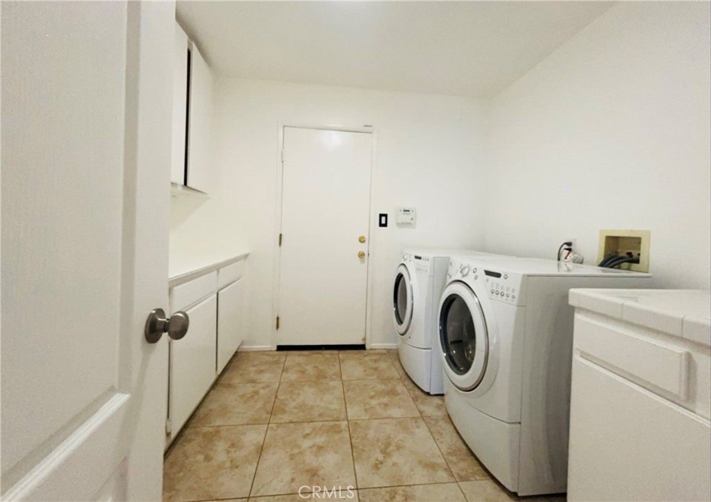 15780 Oliver Property Photo 15