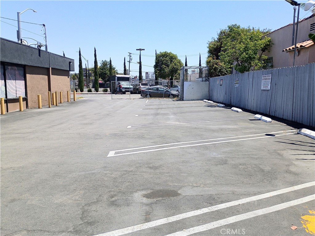 300 W Pacific Coast Highway Property Photo 4