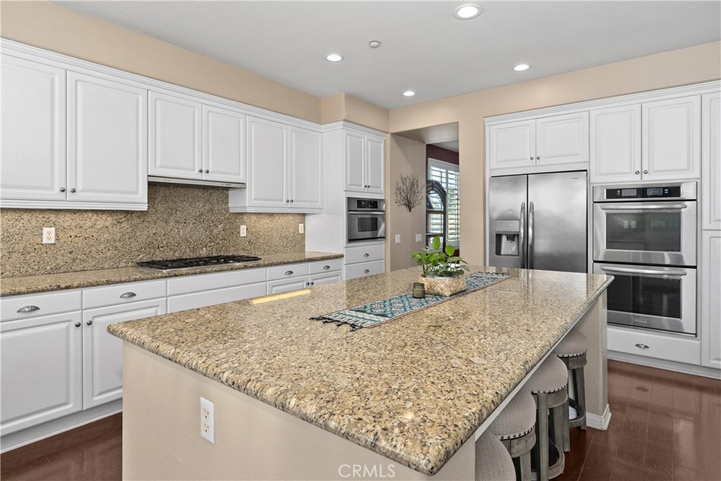 2830 Crestview Drive Property Photo 8