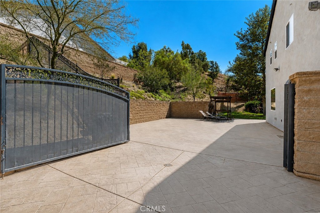 2830 Crestview Drive Property Photo 17