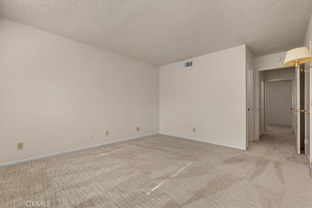 2883 Overland Court Property Photo 17