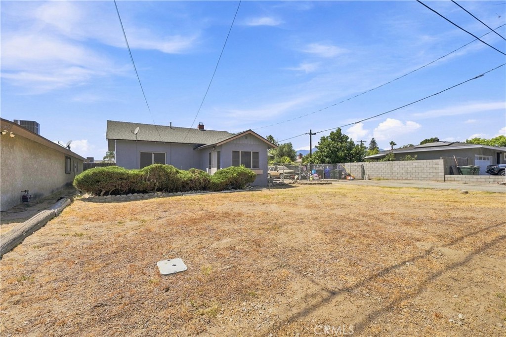 9606 Palmetto Property Photo 3
