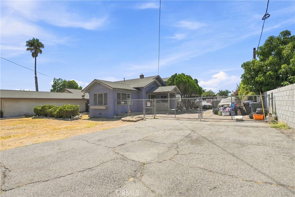 9606 Palmetto Property Photo 4