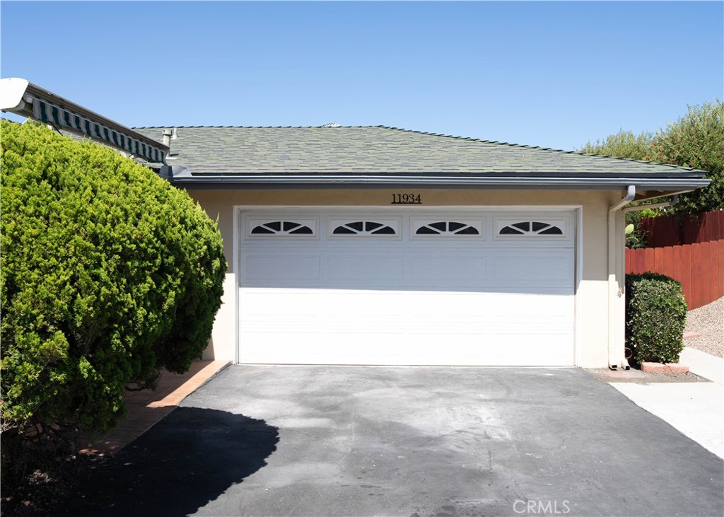 11934 Callado Property Photo 3