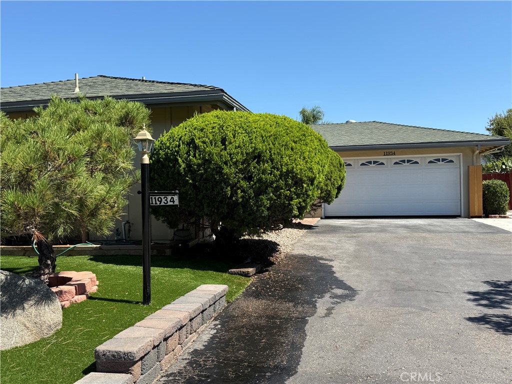 11934 Callado Property Photo 4