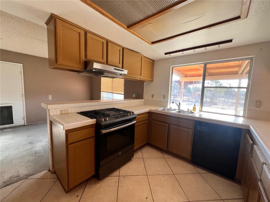 37045 96th E Property Photo 14