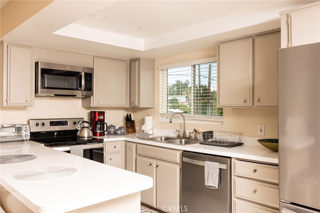 6238 University Property Photo 10