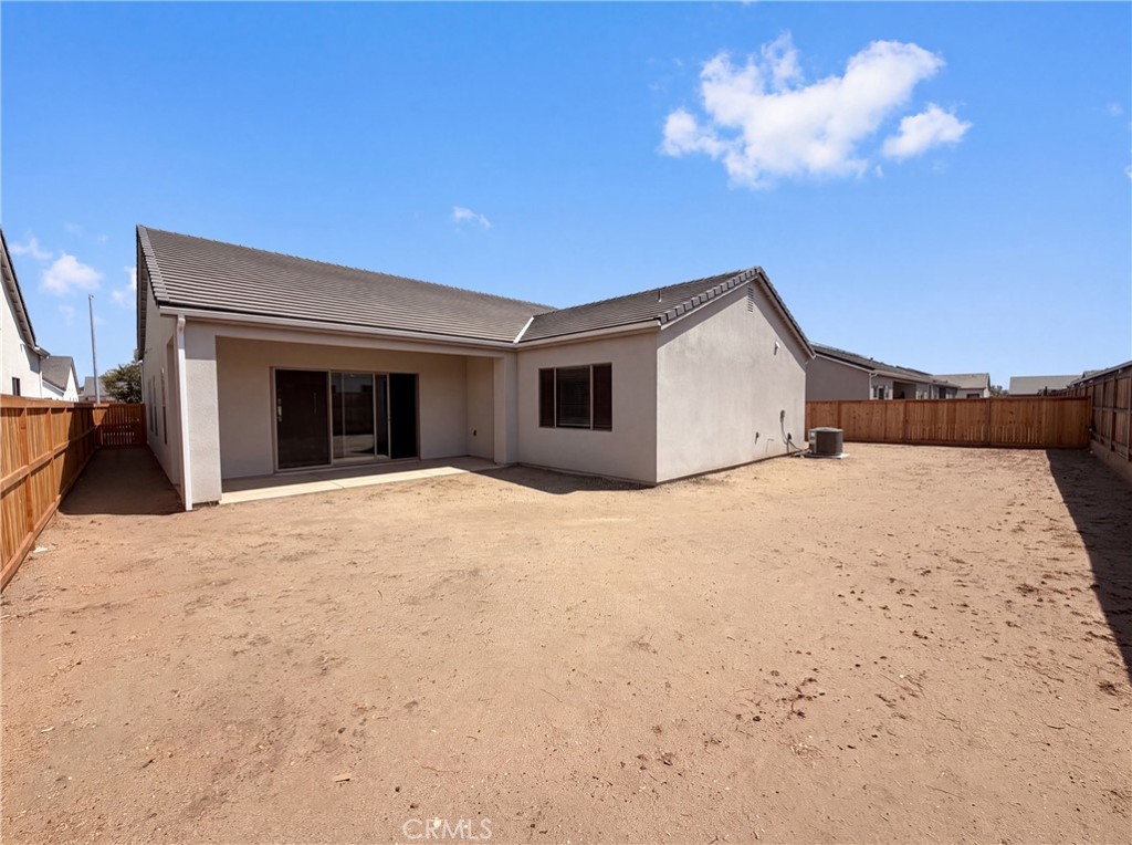 2246 N Marion Property Photo 5