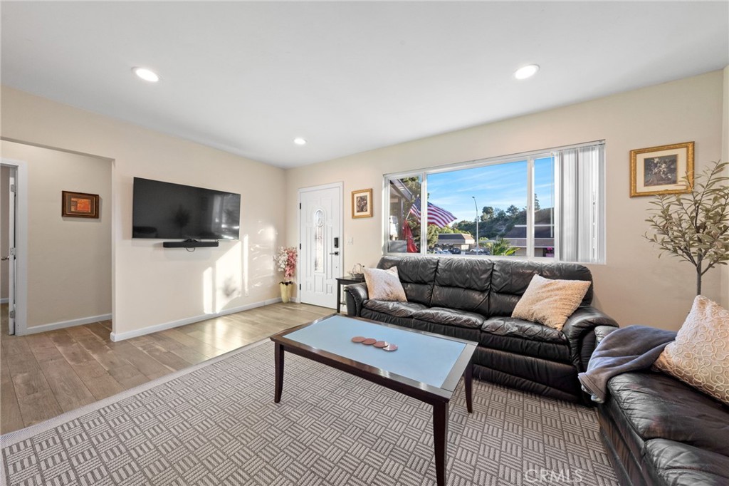 6240 University Property Photo 8