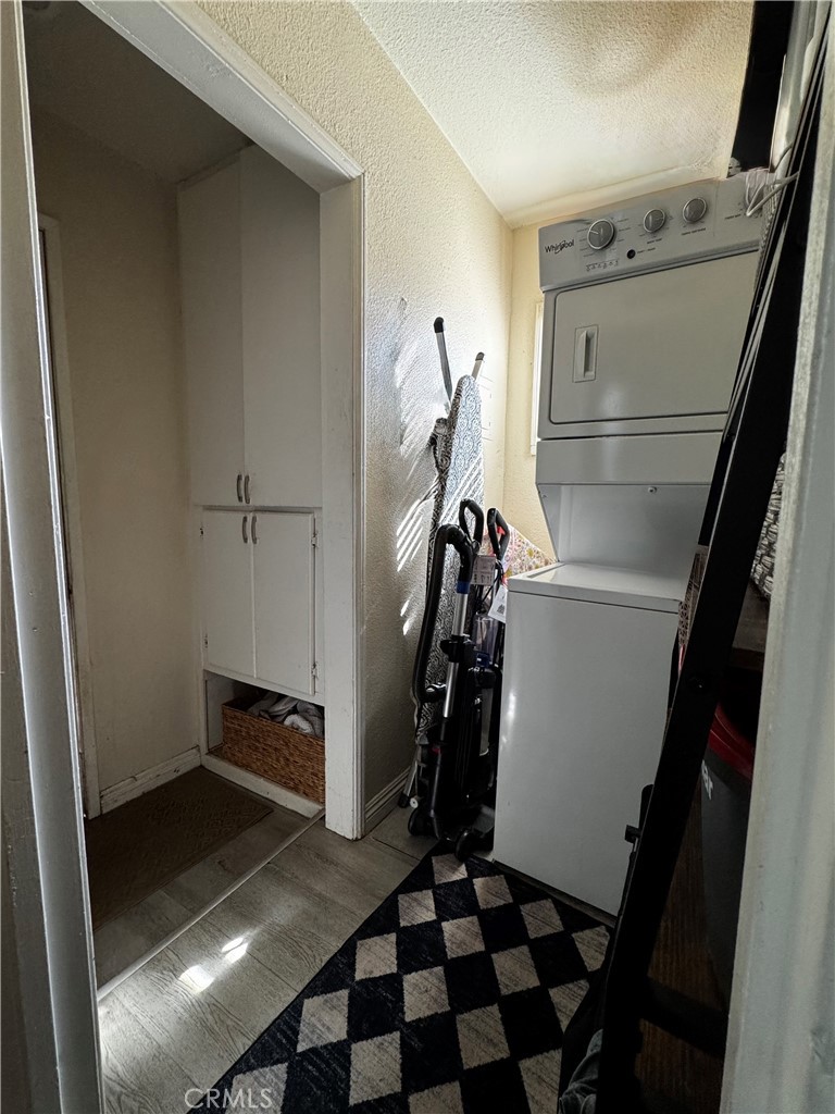 977 W Hays Property Photo 15