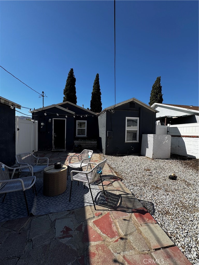 977 W Hays Property Photo 18