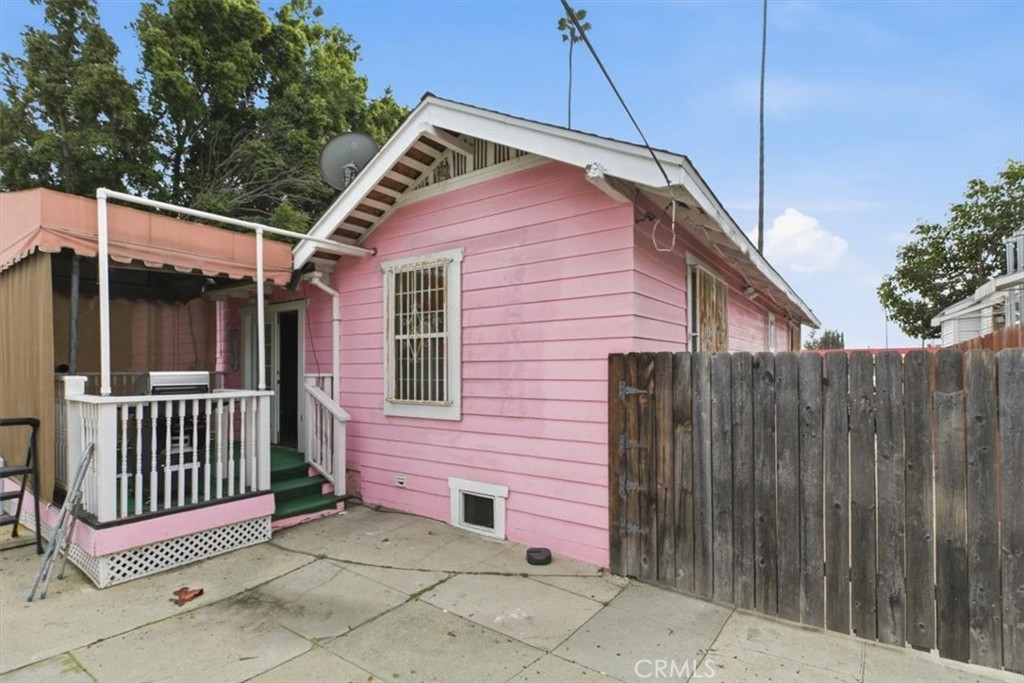 1845 E Colorado Property Photo 23