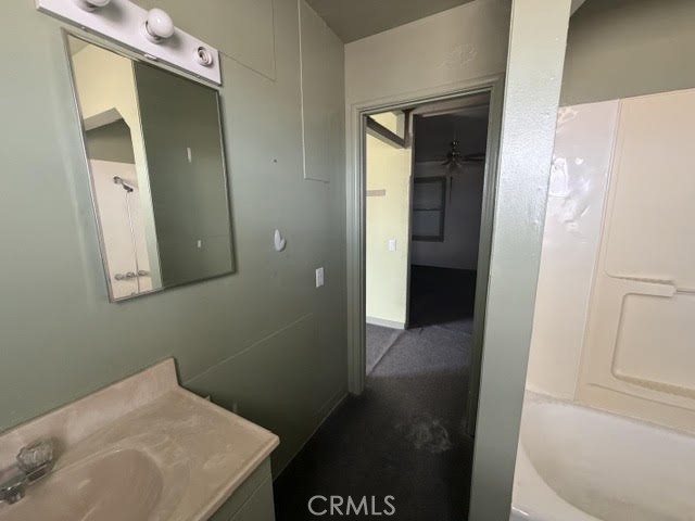 14214 Main Unit C Property Photo 9