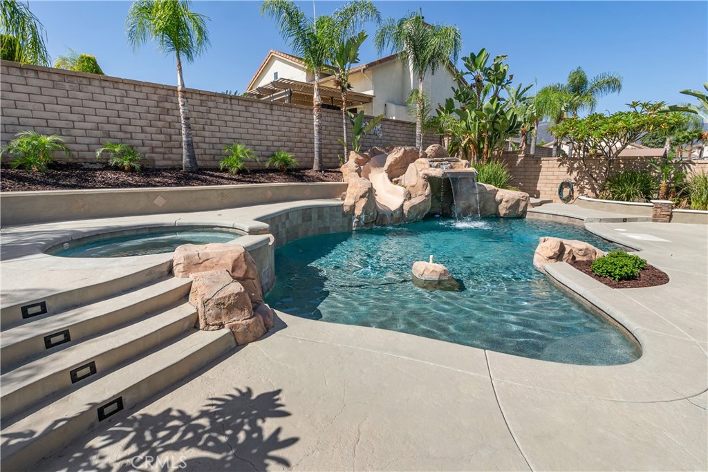 956 Cowhide Road Property Photo 32