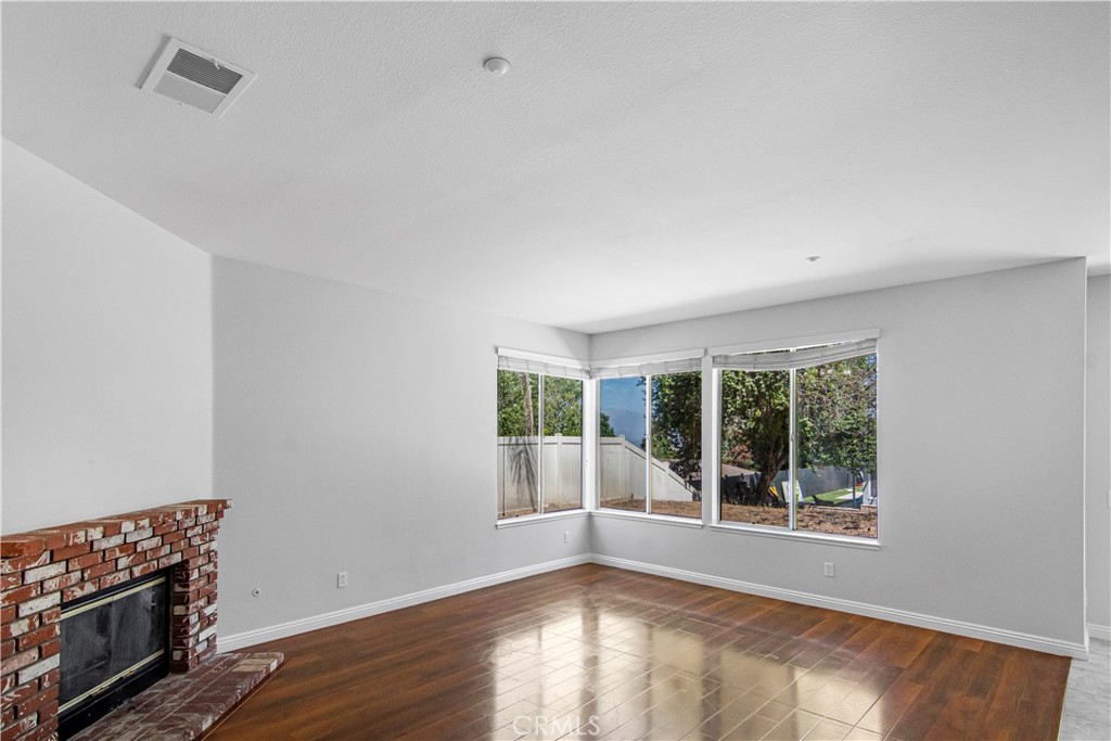 1334 Kirkmichael Circle Property Photo 7
