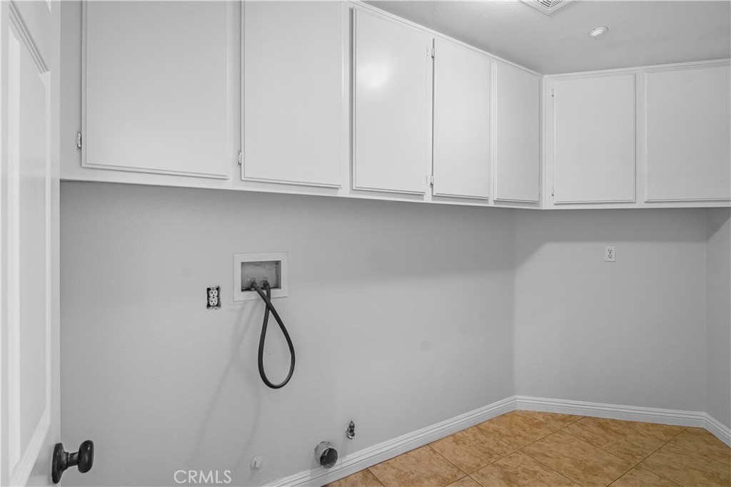 1334 Kirkmichael Circle Property Photo 11