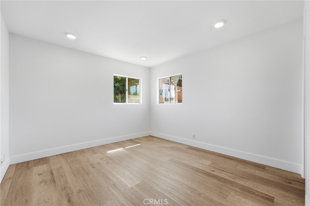 179 N Donneybrooke Street Property Photo 24