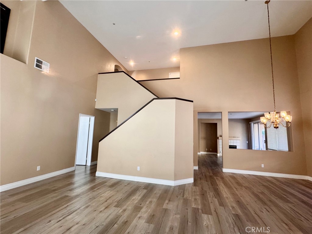 14880 Southend Street Property Photo 3