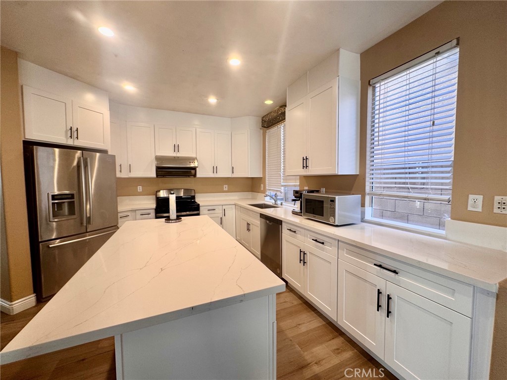 14880 Southend Street Property Photo 3