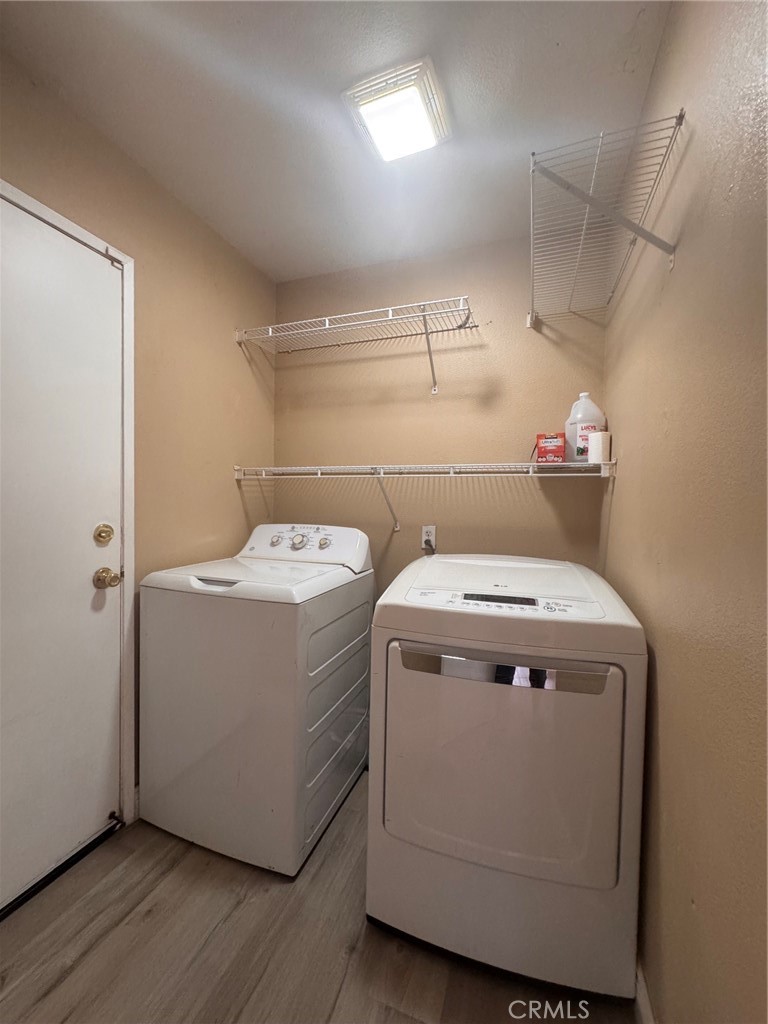 14880 Southend Street Property Photo 24