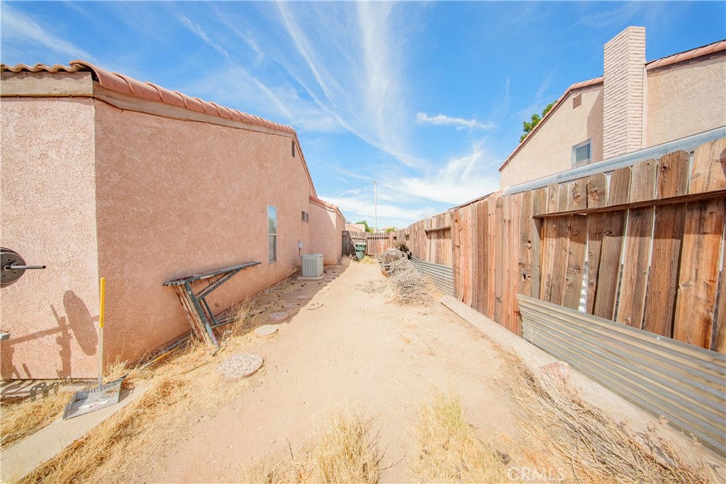 12391 Chuckwalla Property Photo 24
