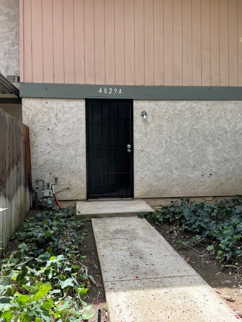 4829 Jackson A Property Photo 3