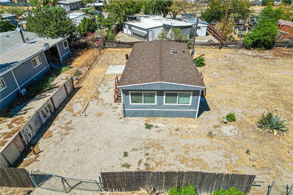 52100 Esperanza Avenue Property Photo 2