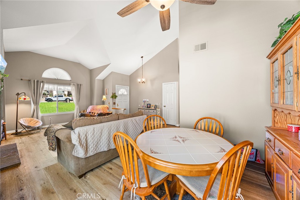7266 Linares Ave Property Photo 11