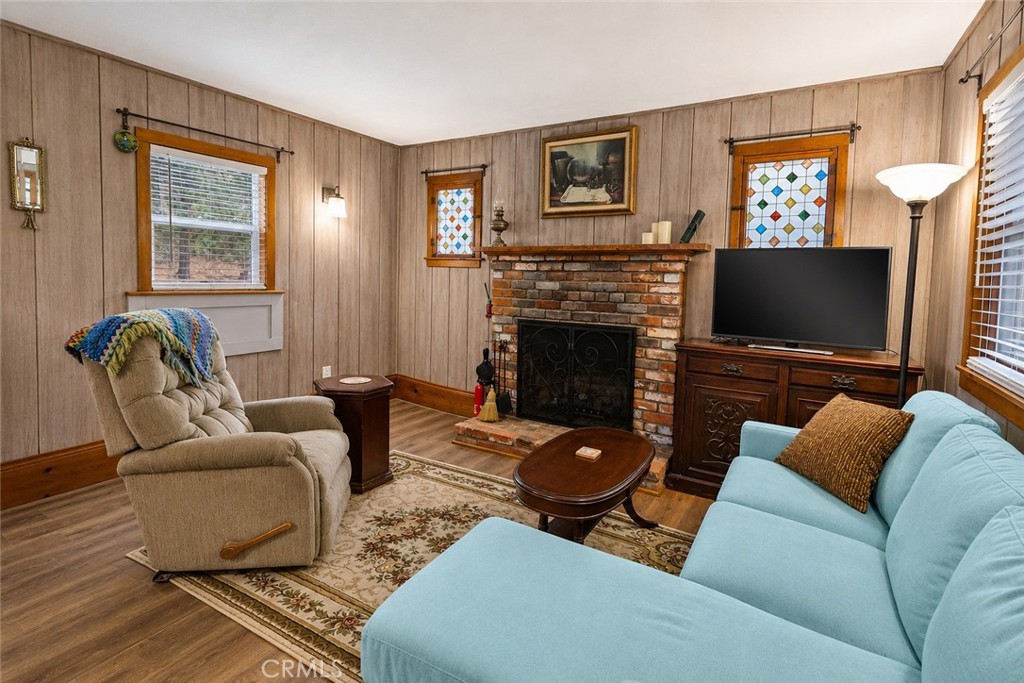 27548 Meadow Property Photo 9