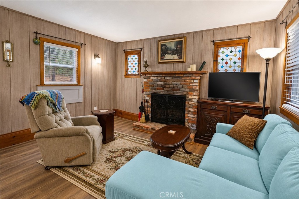 27548 Meadow Property Photo 9