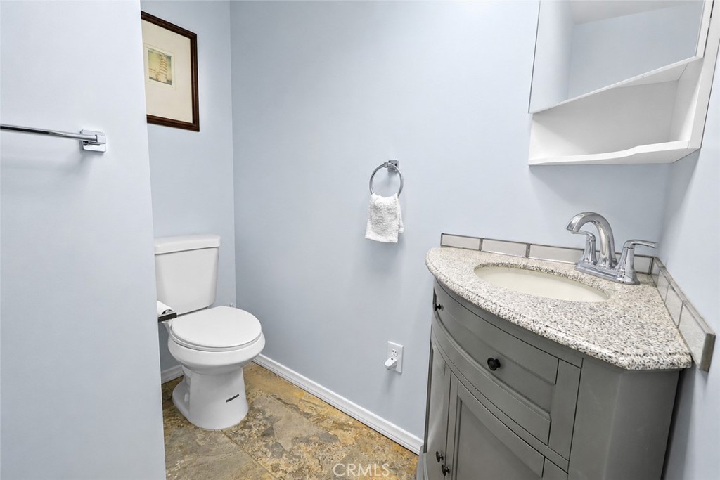 27548 Meadow Property Photo 10