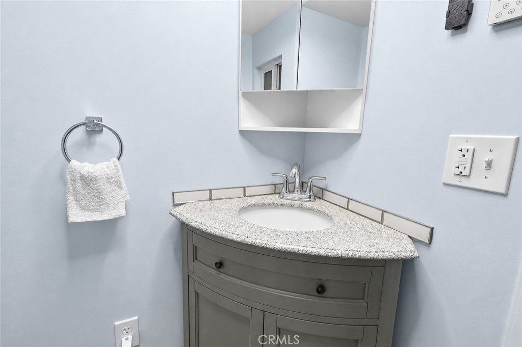 27548 Meadow Property Photo 11