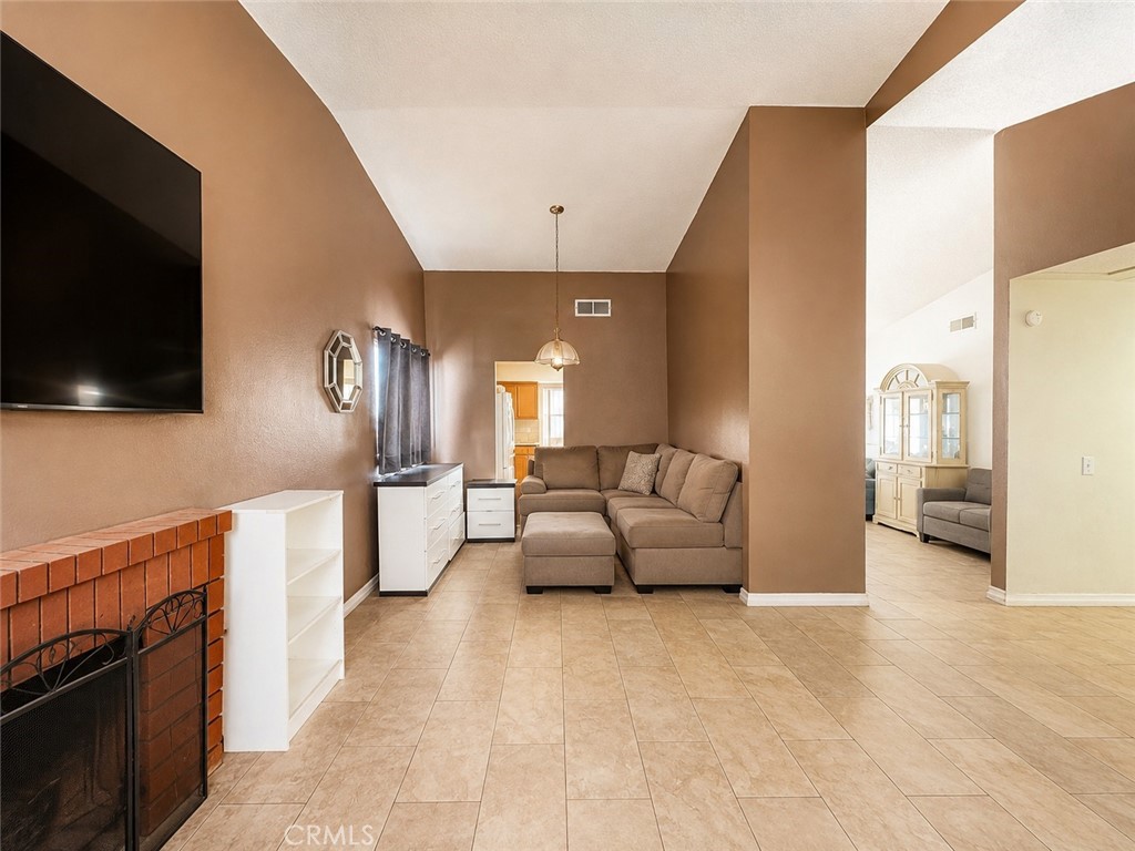 25601 Ericson Property Photo 9