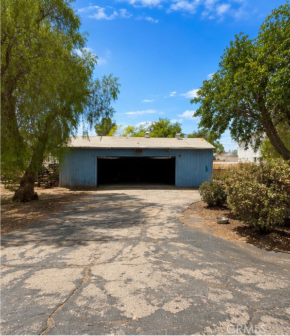 18440 Carroll Property Photo 2