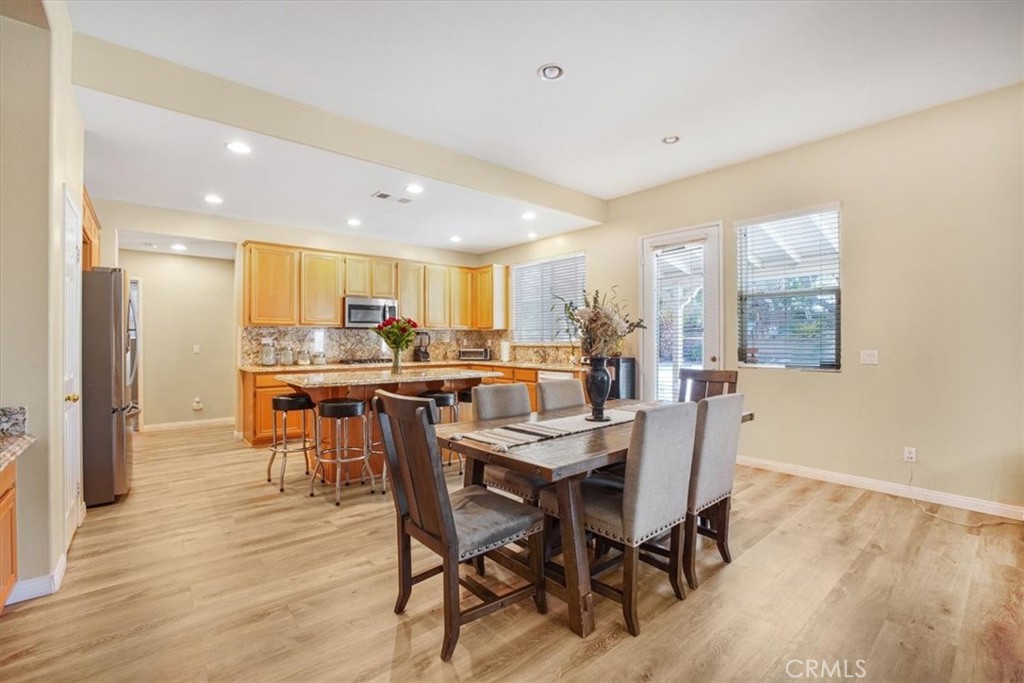 40939 Woodshire Drive Property Photo 23