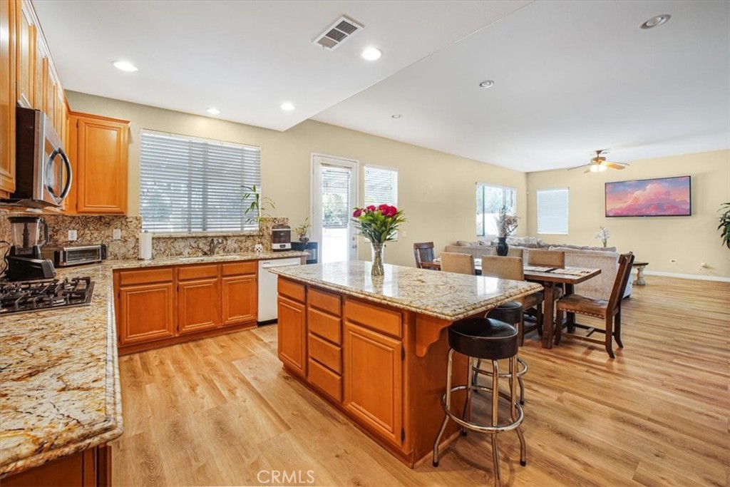 40939 Woodshire Drive Property Photo 27