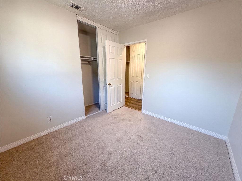 26934 10th Property Photo 13