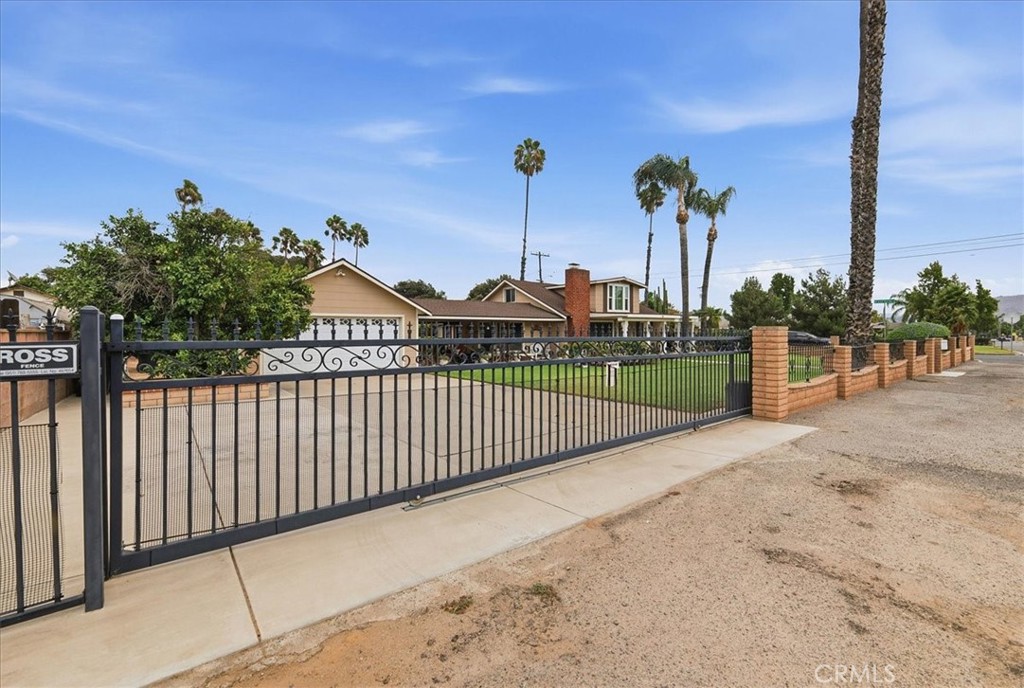 5105 Golden Property Photo 4