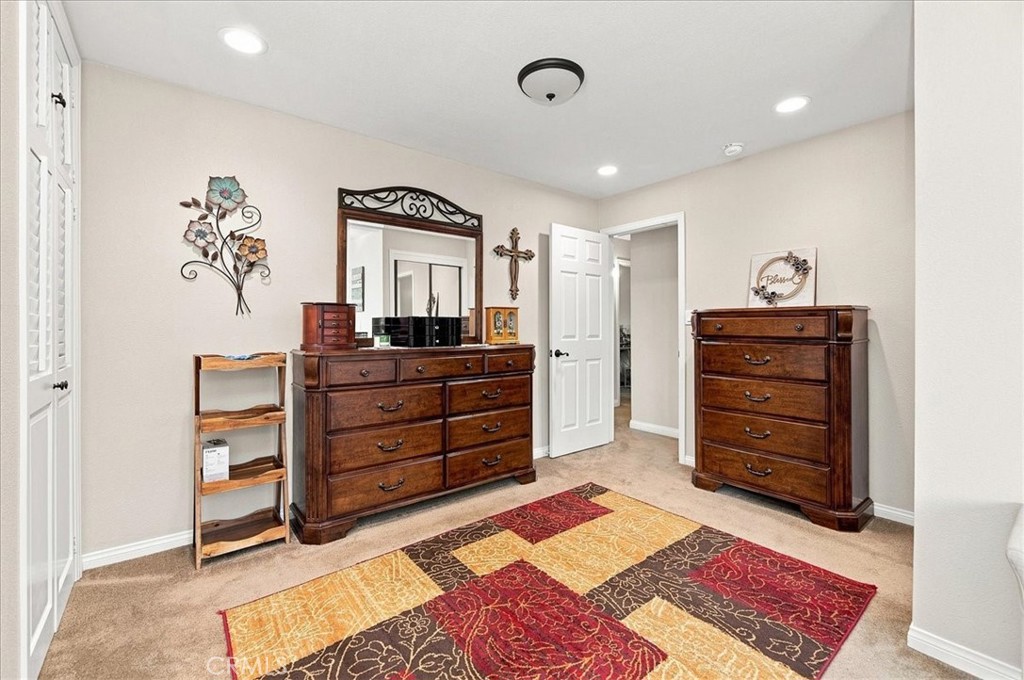 5105 Golden Property Photo 32
