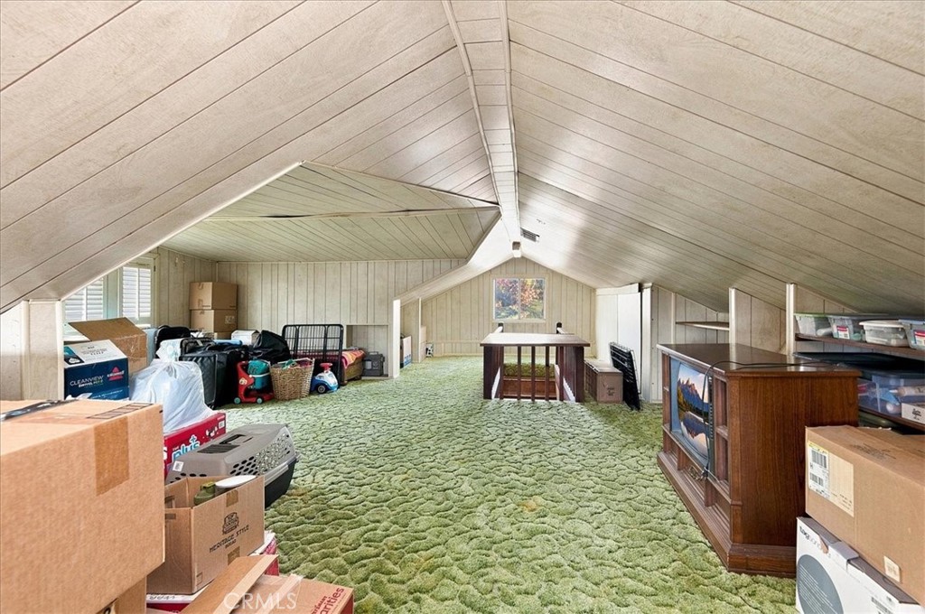 5105 Golden Property Photo 37