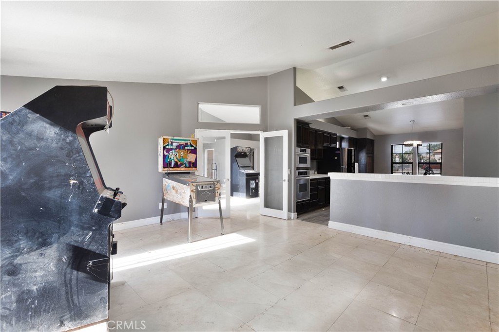 12433 Via Posada Property Photo 9