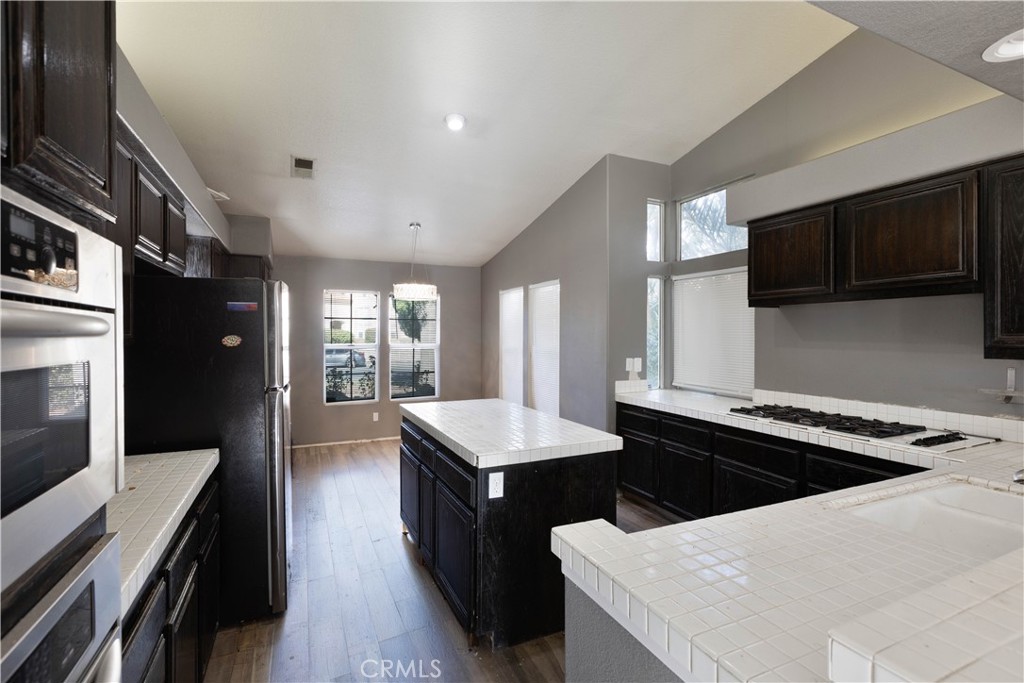 12433 Via Posada Property Photo 12