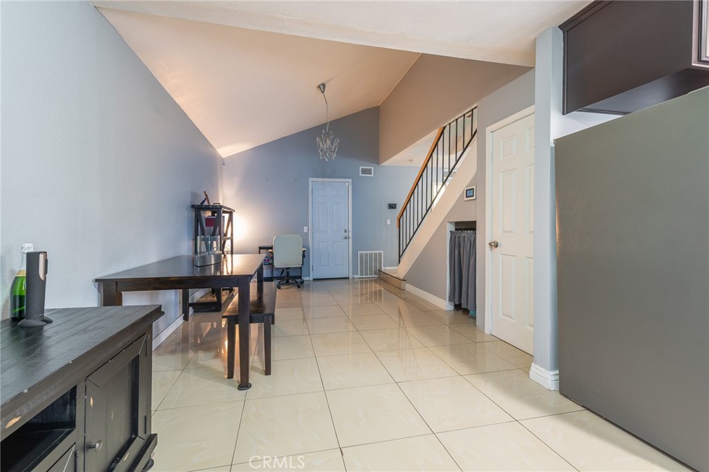 656 Wilson Ave Property Photo 12