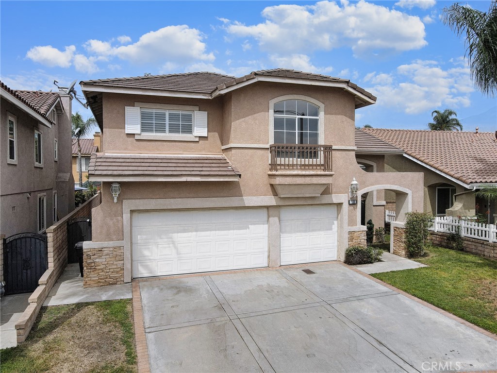7108 Bronte Property Photo 1