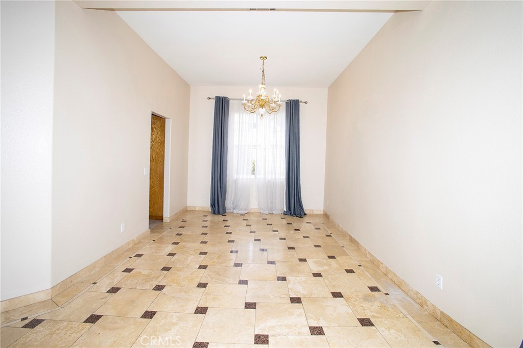 7108 Bronte Property Photo 4