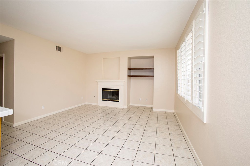7108 Bronte Property Photo 5