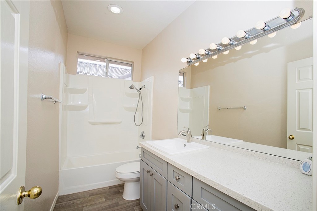 7108 Bronte Property Photo 21